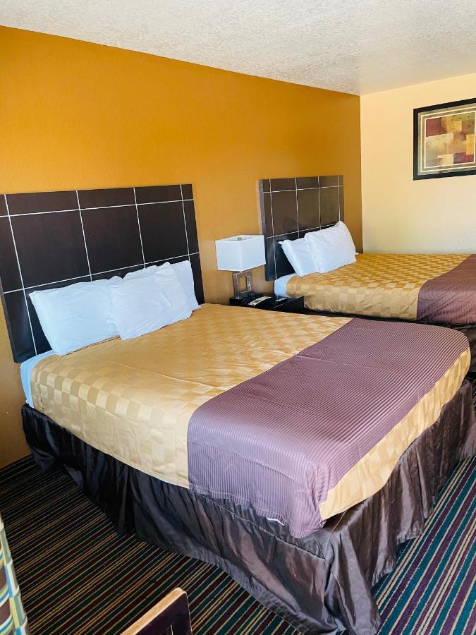 Sona Inn Dilley Dış mekan fotoğraf